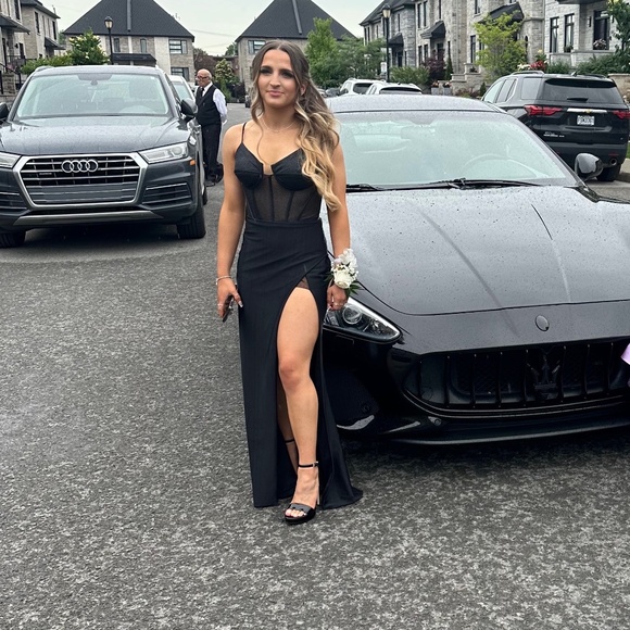 Prom dress - Picture 7 of 7